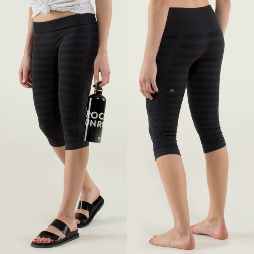 Lululemon In The Flow Crop Yoga Stripe Black Gray